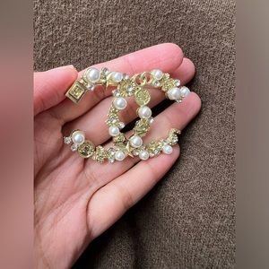 CC pearl brooch
